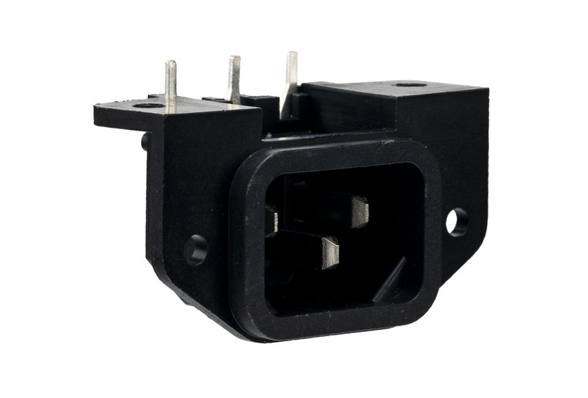 3 POLE PLUG IEC 320